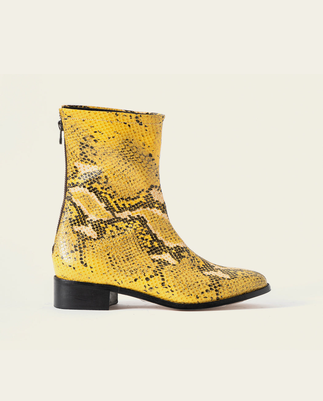 1976 Serpiente Amarillo